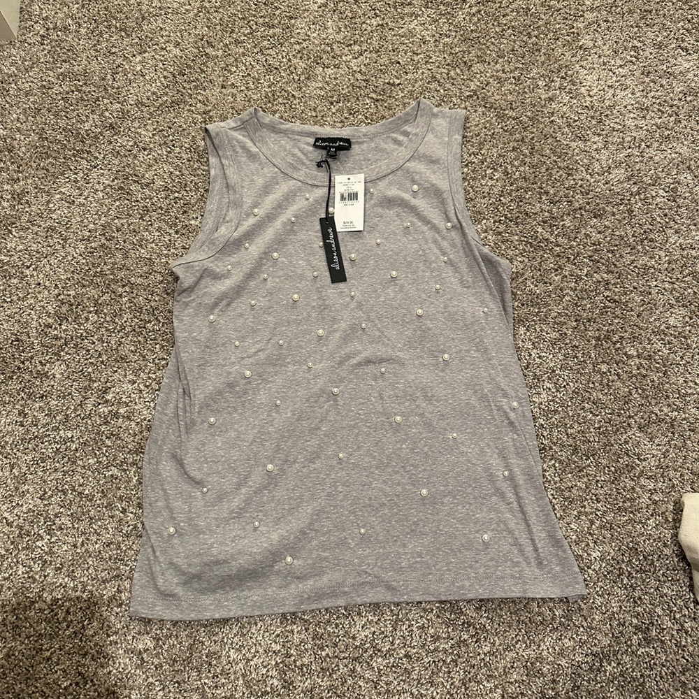 Buckle Gray Tank Top with Pearl Details